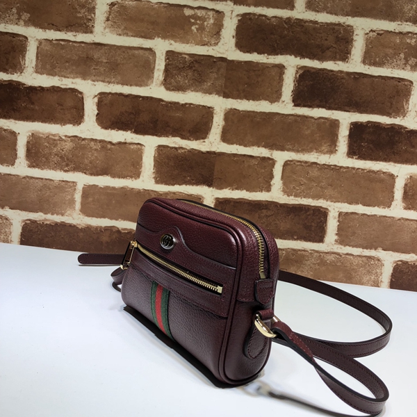 グッチバッグ背面デザイン